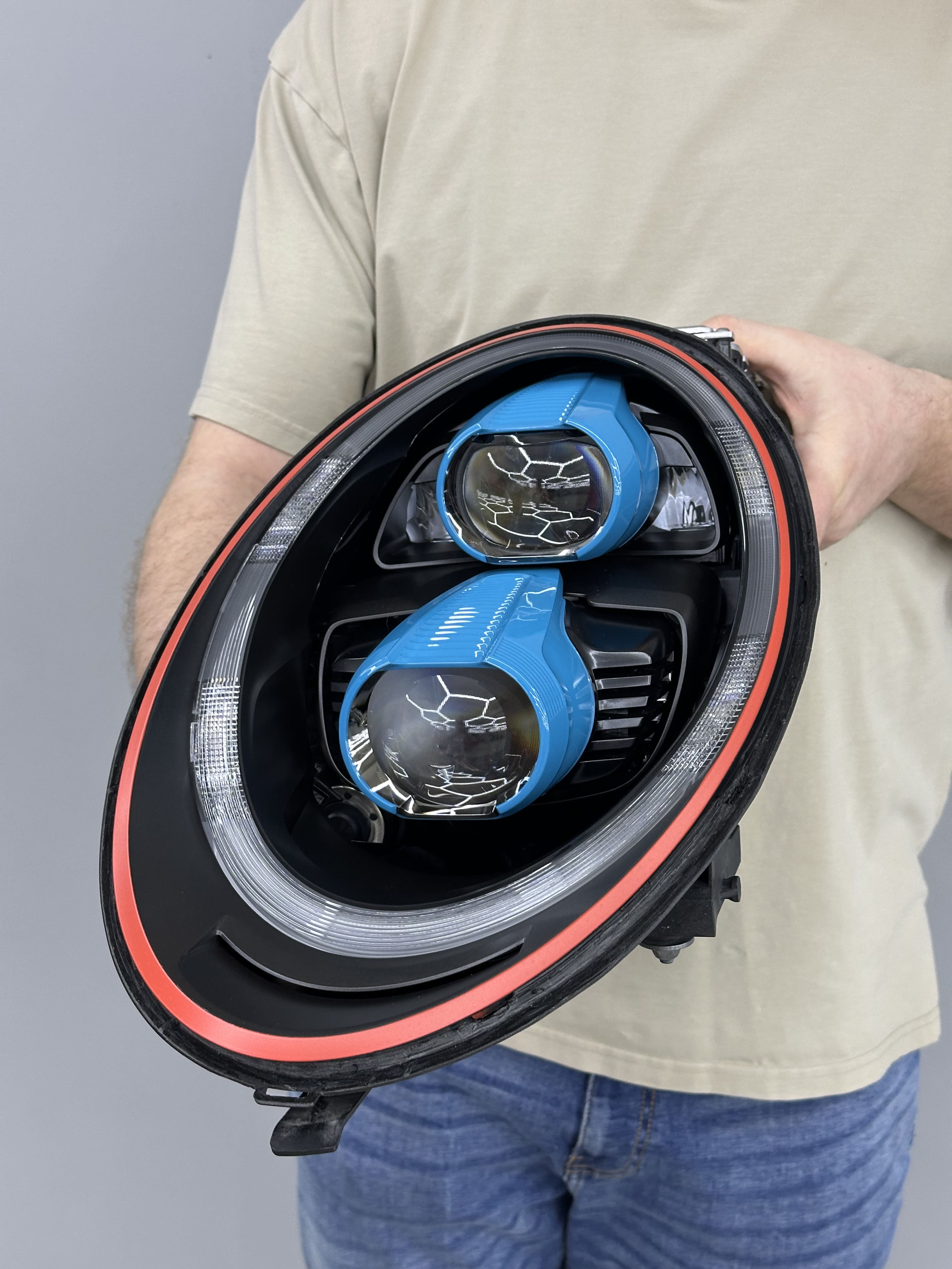 Авторский дизайн окрас масок фар Porsche 911