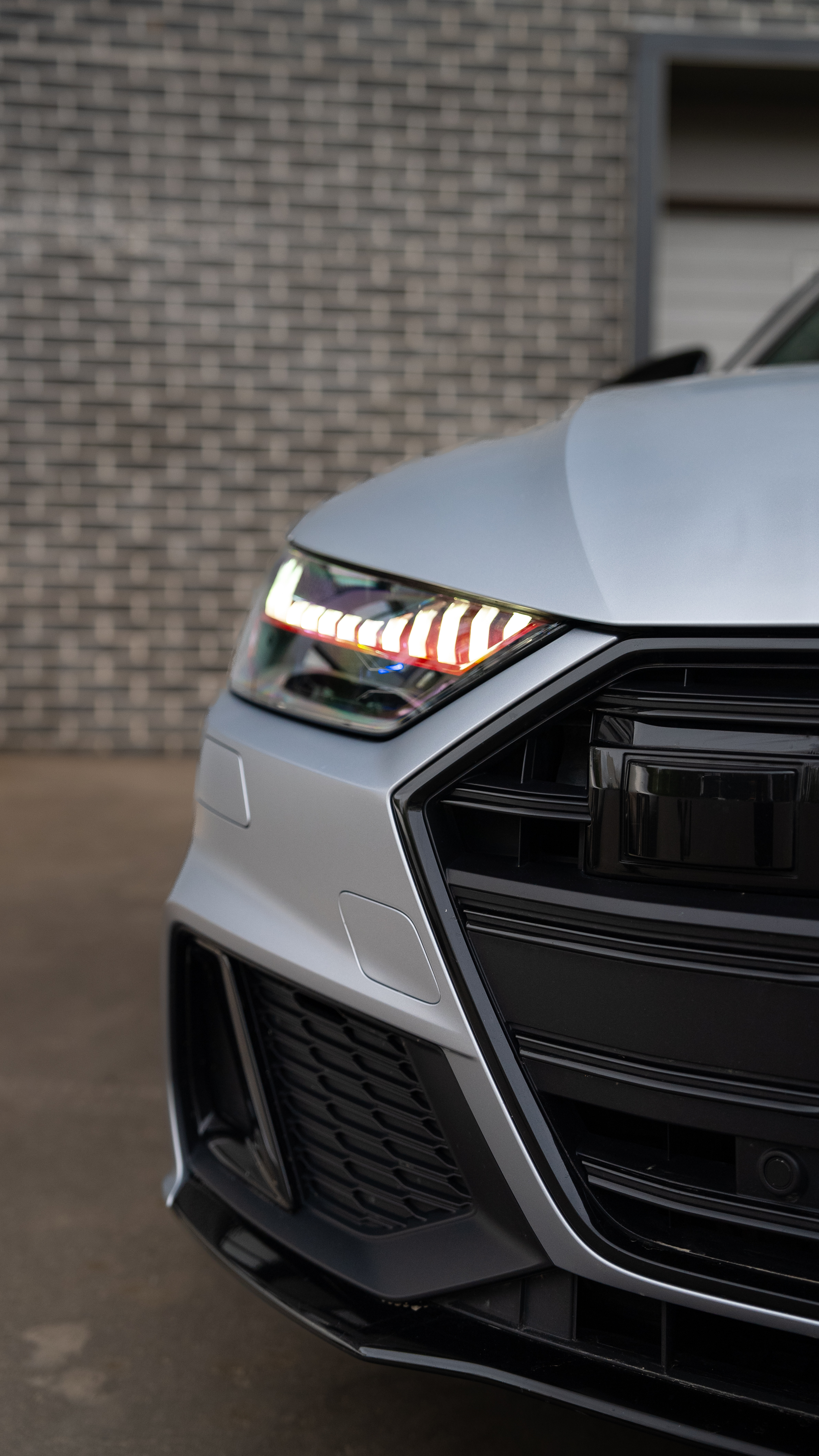 Дизайн окрас масок фар AUDI A7