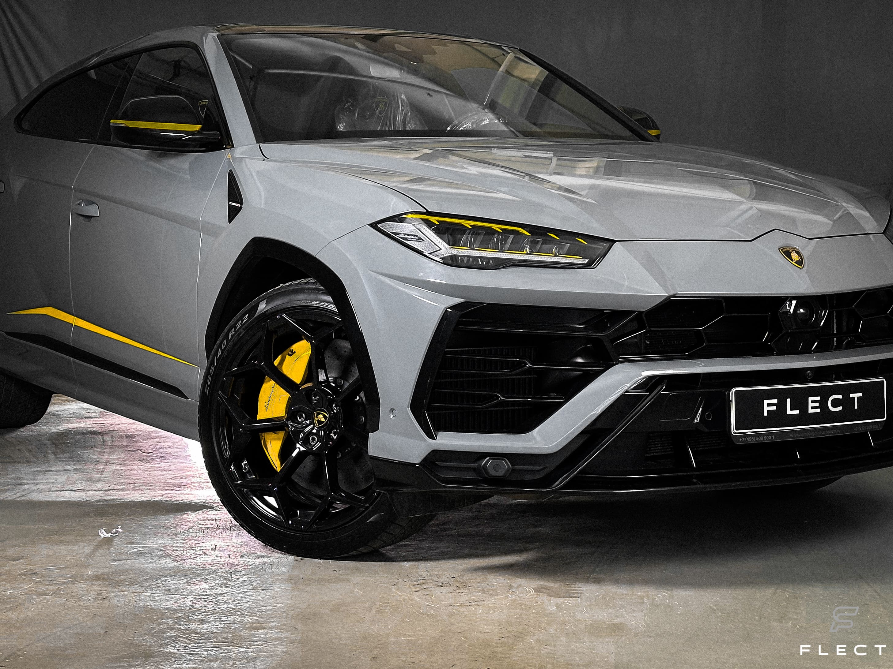 Дизайн-окрас масок фар Lamborghini Urus — фото 