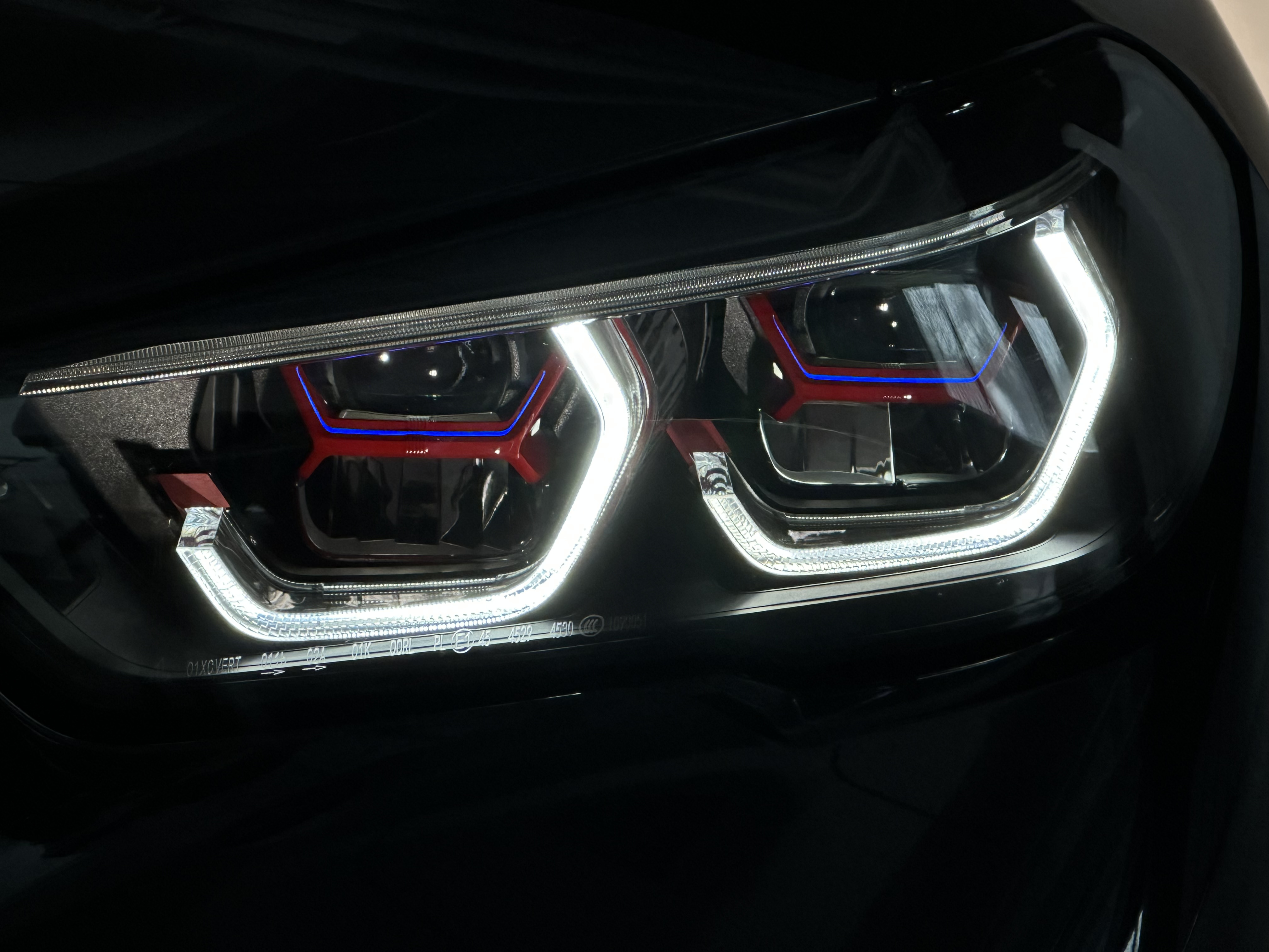 Авторский дизайн окрас масок фар