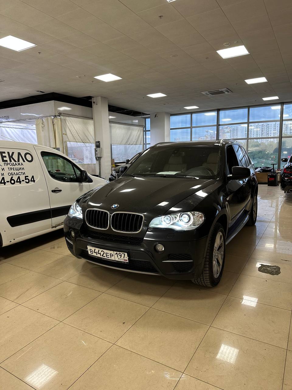 Улучшение света фар BMW X5 Улучшение света фар BMW X5